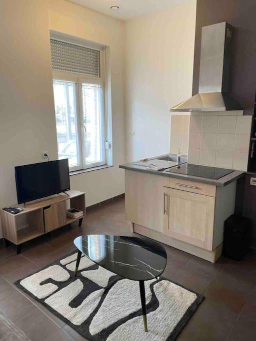 La Pirouette*Wifi*Proche Gare Sncf Apartment Amiens Bagian luar foto